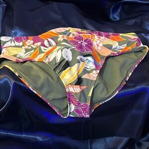 Time and Tru Hawaiian Flowered  High Waisted Bikini